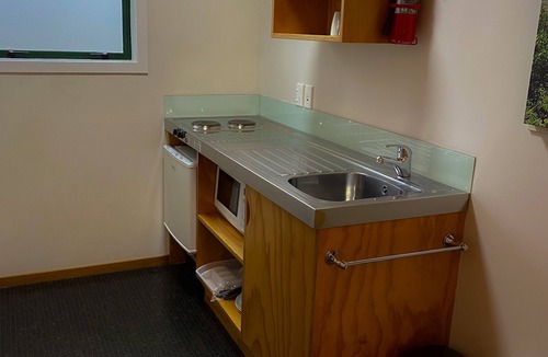 Te Kuiti Hotel | Waitomo Lodge