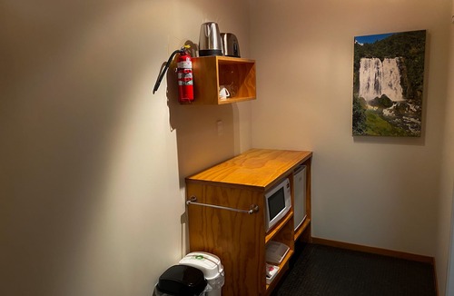 Te Kuiti Hotel | Waitomo Lodge