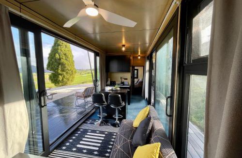 Hangatiki House | Waitomo Retreat