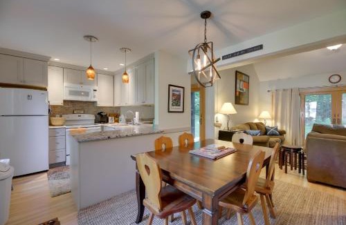 Waitsfield Apartment | Waitsfield Condo with Pool and On-Site Trail Access!