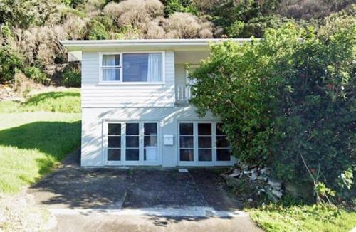 Waiwera Bed & Breakfast | Waiwera Beach Getaway