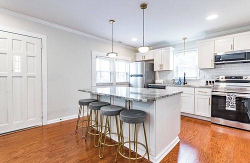 Wake Forest House | Wake Forest cottage -starts at 3k/month