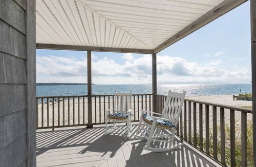 New Suffolk House | Wake up on a Private Beach