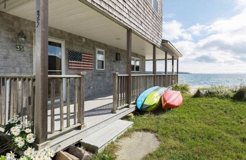 New Suffolk House | Wake up on a Private Beach