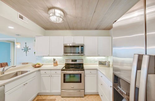 Saint Simons Island Villa | Wake up to the rhythm of the Atlantic.