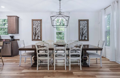 Salem House | Wakeboard Run on Lake Keowee- with dock + Firepit + sleeps 14