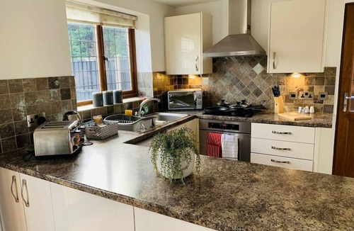 Ossett Apartment | Wakefield 3 Bed Home