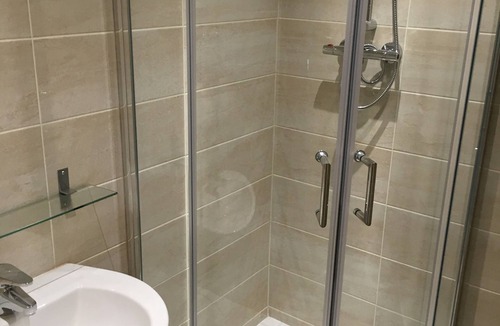 Lofthouse Hotel | Wakefield Limes Lodge