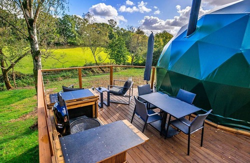 Chiddingstone Hoath Ski Chalet | Wakehurst Luxury Dome