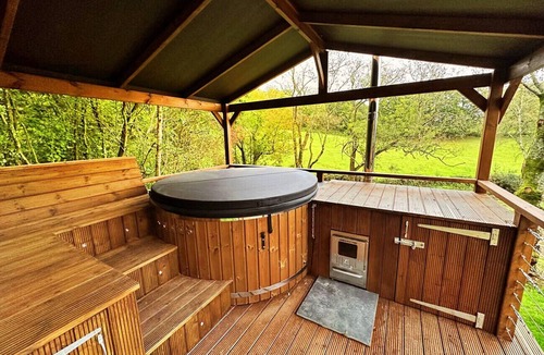 Chiddingstone Hoath Ski Chalet | Wakehurst Luxury Dome