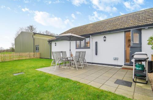 Diss House | Walcot House Stables