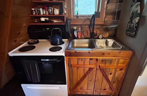 Cooke City-Silver Gate Cabin | Walden Cabin Yellowstone