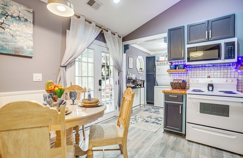 Waleska Apartment | Waleska Loft: Stocked Kitchen