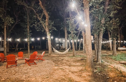 Kingston House | Walk 2 Shore, Boat Ramp, Pool Table, Shuffleboard, Fire Pit, WIFI, Pet Friendly