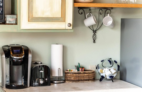 Uptown Sedona Apartment | Walk a Block to Uptown, to the main shops, tours, restaurants.