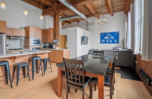 Wholesale District House | Walk Anywhere Downtown Indy