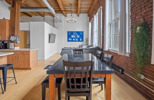 Wholesale District House | Walk Anywhere Downtown Indy