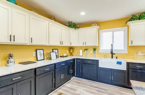 Rome House | Walk Downtown: Charming Rome Abode w/Yard!