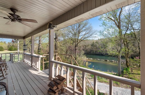 Norfork Cottage | Walk-In Norfork River Access! 6 Acres with Amazing Views and Total Privacy!
