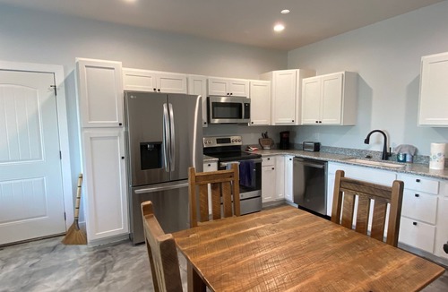 Indian Point Villa | Walk-in w/Heated Pool & Game Room, 3 min from SDC!