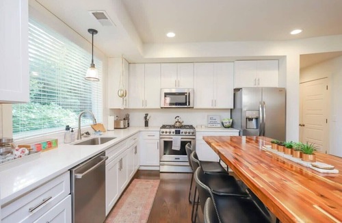 Historic Waverly House | Walk to 12 South & 8th Ave! 4BR/4BA