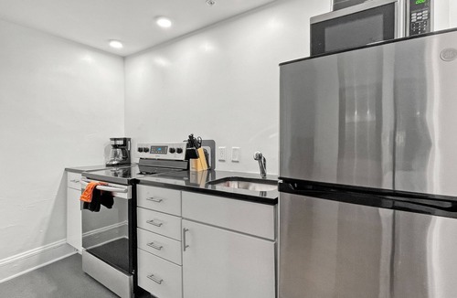 Downtown Des Moines Apartment | Walk to 3 Breweries! 1 Bed Apartment