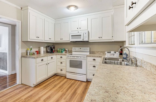 Crawfordville House | Walk to AH Stephens State Park! Pet-Friendly Home