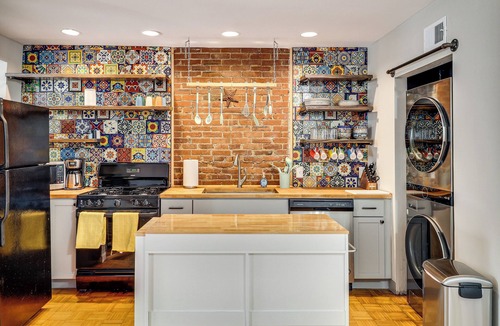 Benton Park Apartment | Walk to Bars & Dining: Historic Benton Park Gem