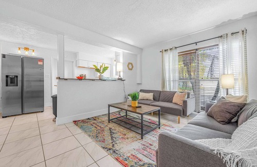 Orlando Beach Apartment | Walk to Beach - 2BR Between River & Ocean