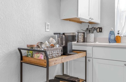 Orlando Beach Apartment | Walk to Beach - 2BR Between River & Ocean