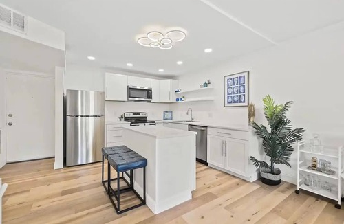 Columbiad Plaza Condo | Walk to Beach and Pool Bright Condo WFH Ready