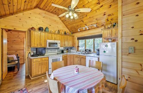 Bolton Landing House | Walk to Beach! Bolton Landing Cottage with Deck