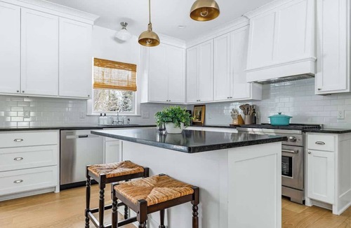Douglas House | Walk to Beach, Coffee Shops! Hot tub & Game Room!
