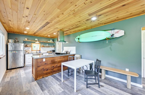 Neah Bay Cottage | Walk to Beach: Creek-front Sekiu Home w/Fire Pit!