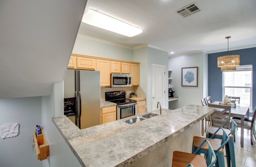 Corpus Christi House | Walk to Beach & Dining: Corpus Christi Townhome
