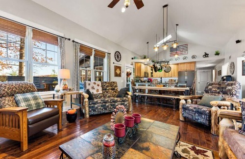 New Buffalo Cottage | Walk to Beach & Downtown – Pool, Hot Tub, Fire Pit | Second Chance Retreat
