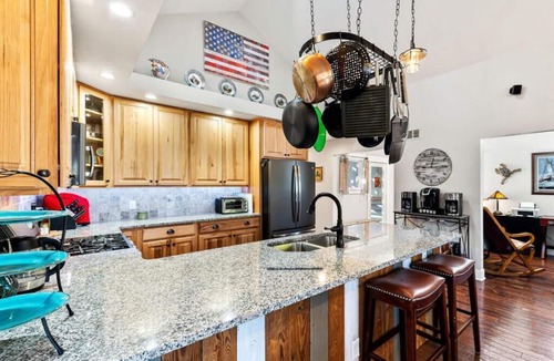 New Buffalo Cottage | Walk to Beach & Downtown – Pool, Hot Tub, Fire Pit | Second Chance Retreat