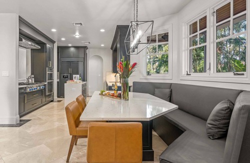 Harbour Inlet House | Walk to Beach/Heated Pool/Serenity at its Finest/Hemingway Key/VlLLAS