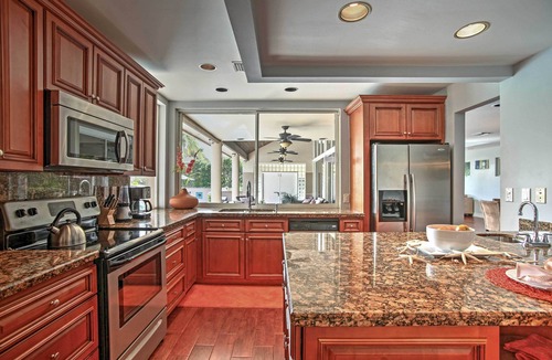 Pompano Beach House | Walk to Beach! Poolside Oasis in Pompano
