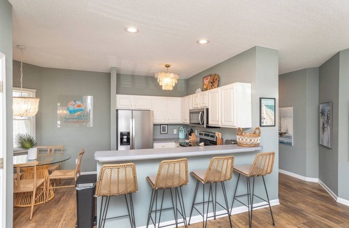 Corolla Light Condo | Walk to Beach & Pool, Resort Amenities, Pvt Deck