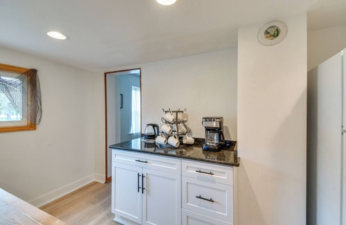 Sodus Point House | Walk to Beach! Sodus Point Escape w/Private Yard