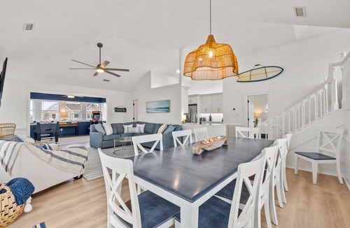Carolina Dunes House | Walk to Beach | Sunset Views! Pool | Hot Tub| Duck