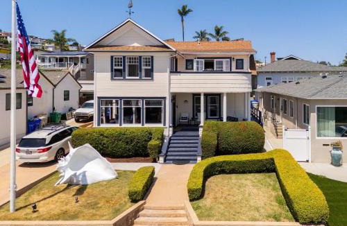 Point Loma House | Walk to beach Villa Luxury Home