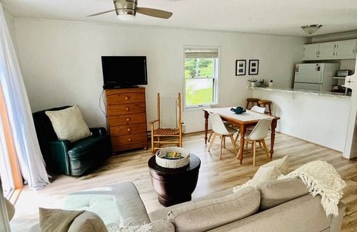 Beech Mountain Apartment | Walk to Beech Mountain Resort, PET Friendly!