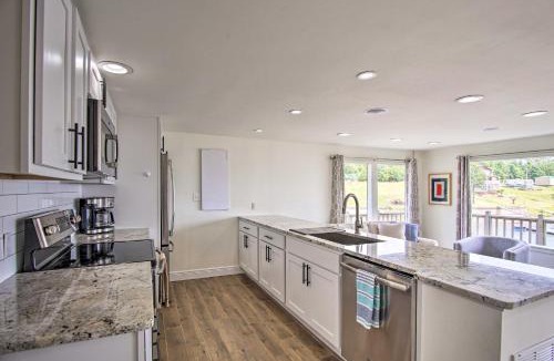 Cleora House | Walk to Boat Ramp! Lakefront Home w/Deck in Afton