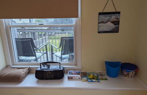 Lubec House | Walk to Campobello & beach/Weekly discount/Pets welcome/Water views/Fire pit