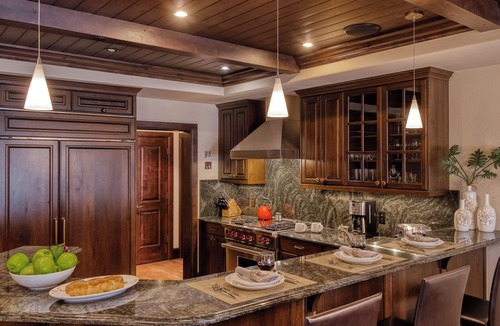 Vail Condo | Walk to Chair 6 + Mountain Views | Chalet Crevasse