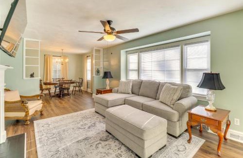 Murfreesboro House | Walk to Chowan University: Dog-Friendly Retreat