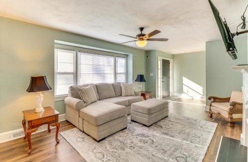 Murfreesboro House | Walk to Chowan University: Dog-Friendly Retreat