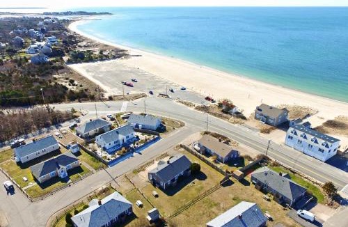 West Hyannisport House | Walk to Craigville Beach Cape Cod Gem with Patio